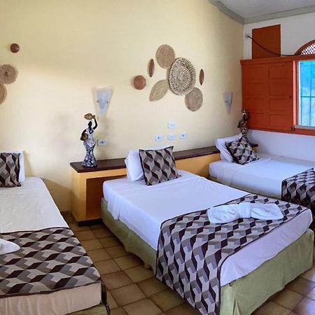 Pousada Luatour Praia Pontal Do Корурипи Екстериор снимка